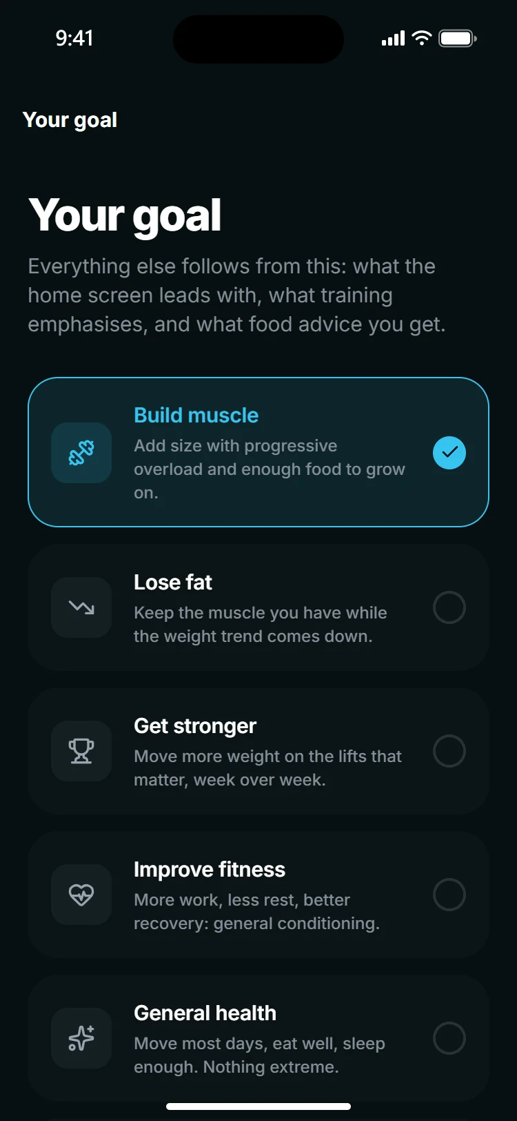 Choosing a goal in Awood: build muscle is selected, with lose fat, get stronger, improve fitness and general health below.